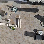 Apartman Poolhouse Estrelasdourada *