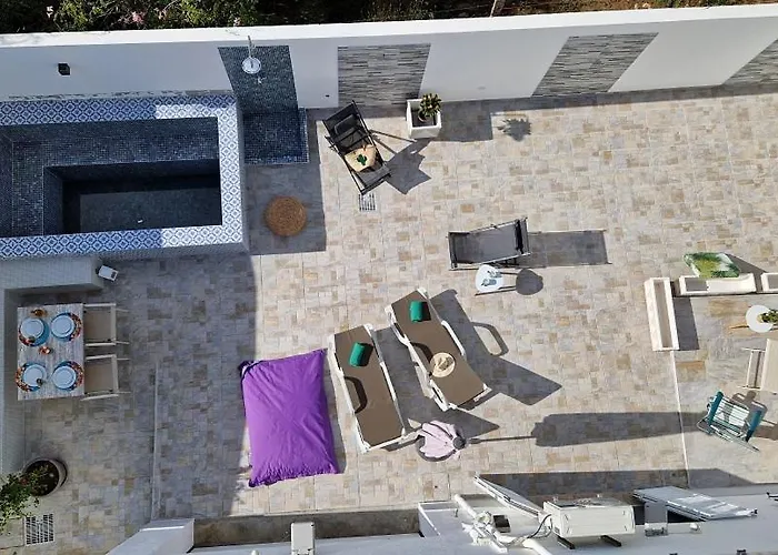 Poolhouse Estrelasdourada דירה אלבור