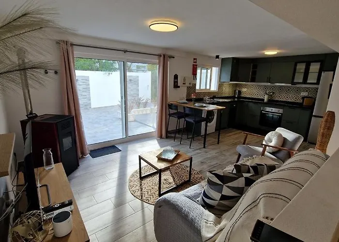 Poolhouse Estrelasdourada דירה *