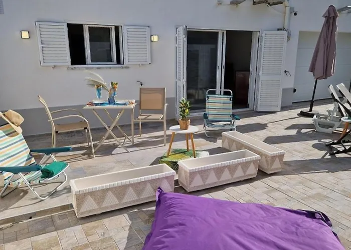 דירה Poolhouse Estrelasdourada *