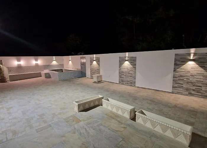 Poolhouse Estrelasdourada דירה