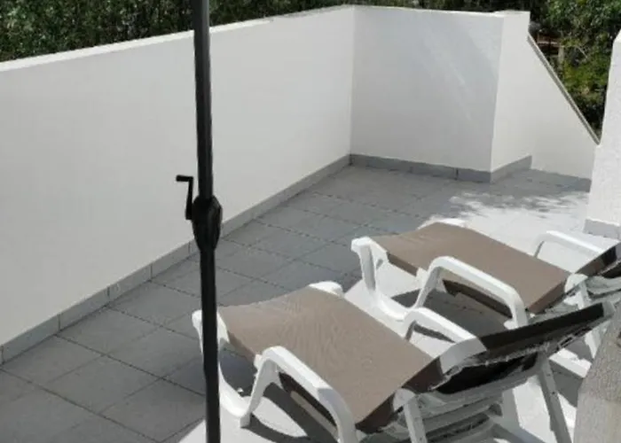 Poolhouse Estrelasdourada *