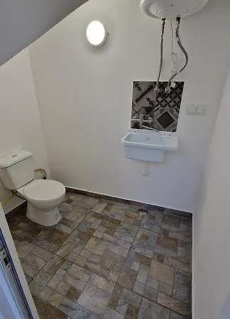 Apartment Pool House Estrelas Dourada *
