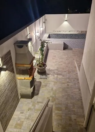 Pool House Estrelas Dourada Apartment