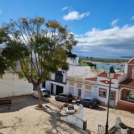 Pool House Estrelas Dourada Apartment