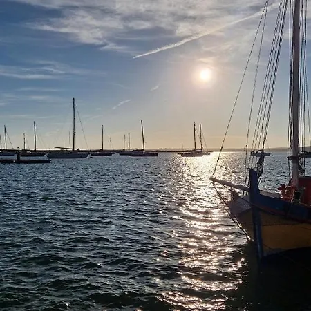 Apartment Poolhouse Estrelasdourada *