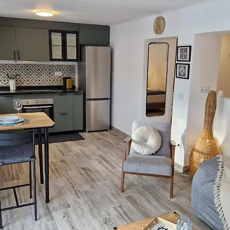 Apartment Poolhouse Estrelasdourada *