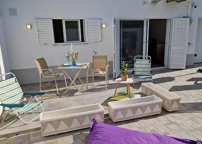 Daire Poolhouse Estrelasdourada