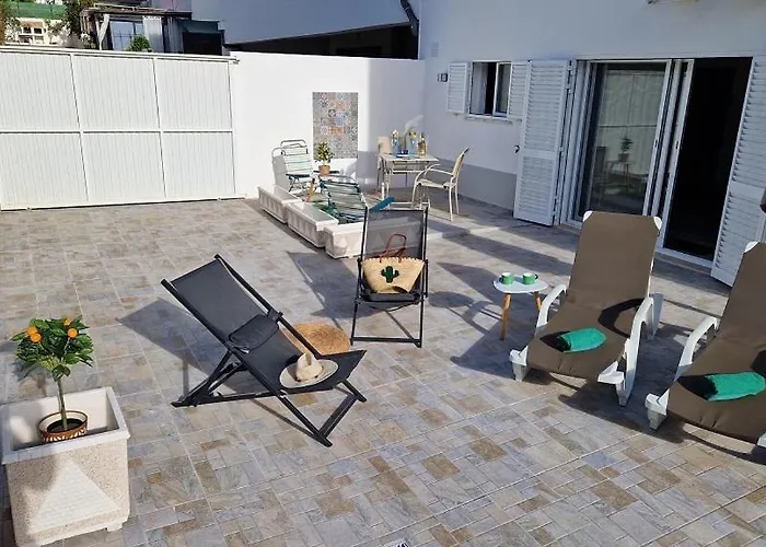 Daire Poolhouse Estrelasdourada *