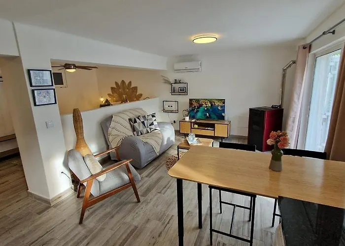 Poolhouse Estrelasdourada Daire *