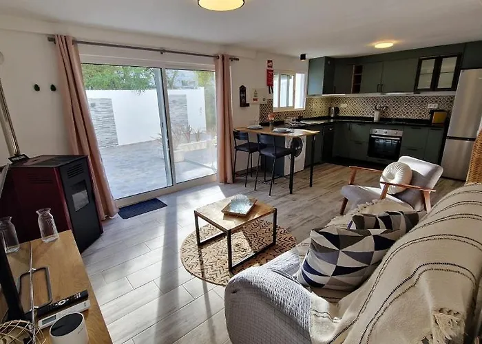 Daire Poolhouse Estrelasdourada *