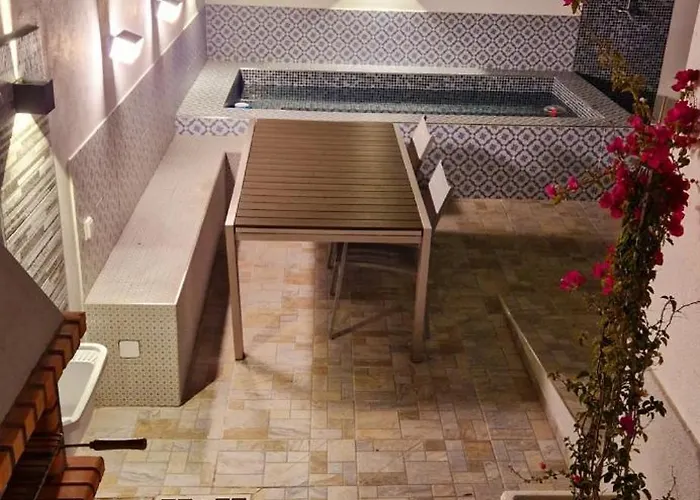 Poolhouse Estrelasdourada Daire