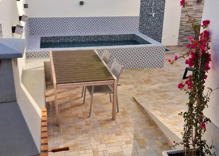 Poolhouse Estrelasdourada *