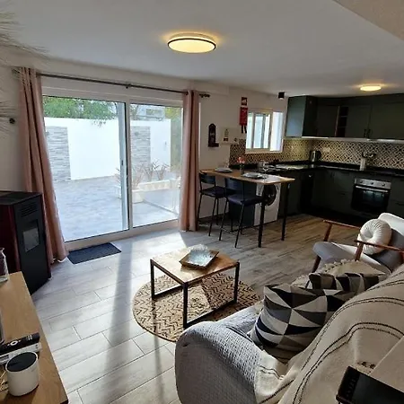 Poolhouse Estrelasdourada Διαμέρισμα *